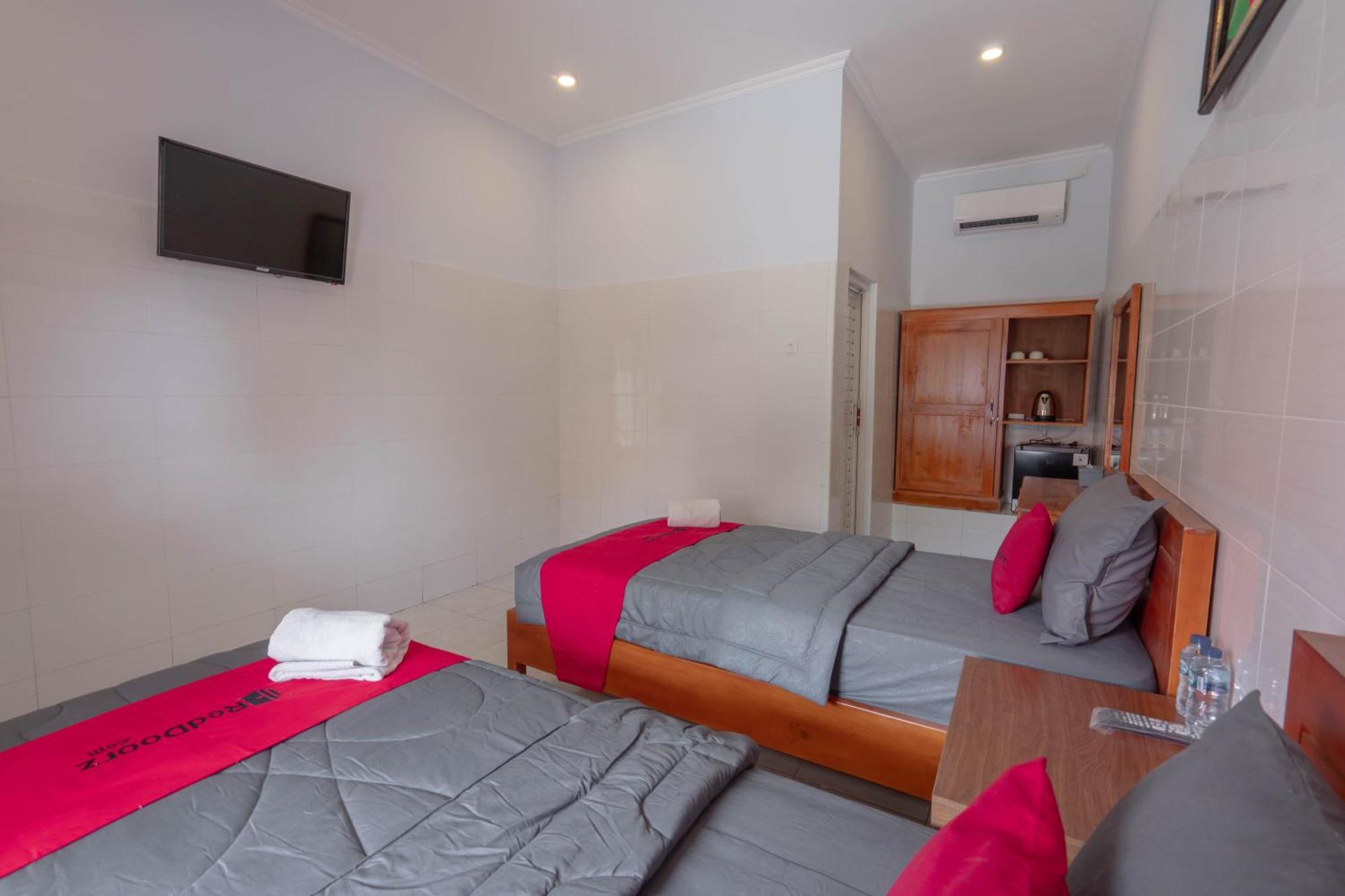 Reddoorz @ 3* Singaraja (Bali)